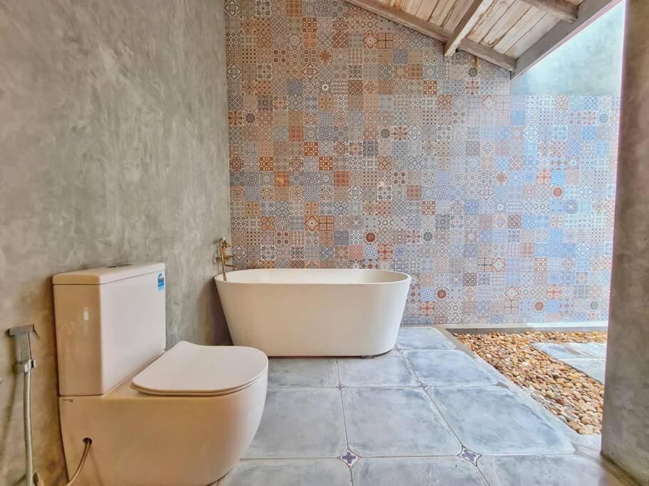 Wattala Villa- The Guardian Bungalow ภายนอก รูปภาพ