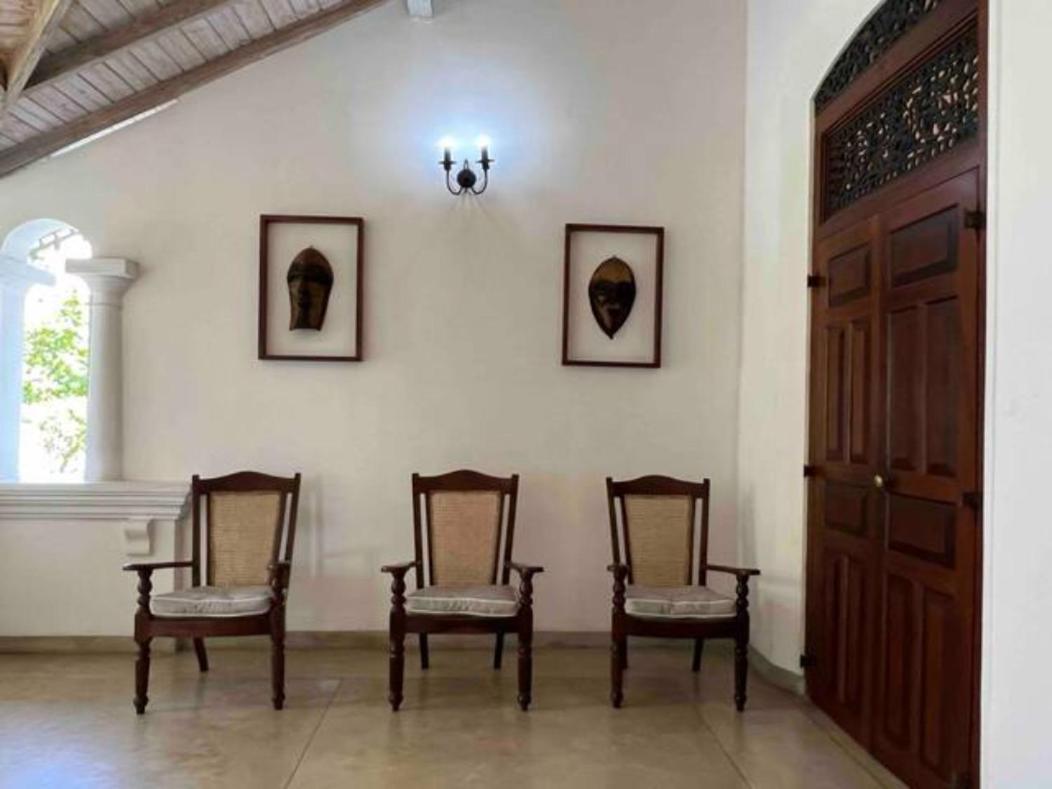 Wattala Villa- The Guardian Bungalow ภายนอก รูปภาพ